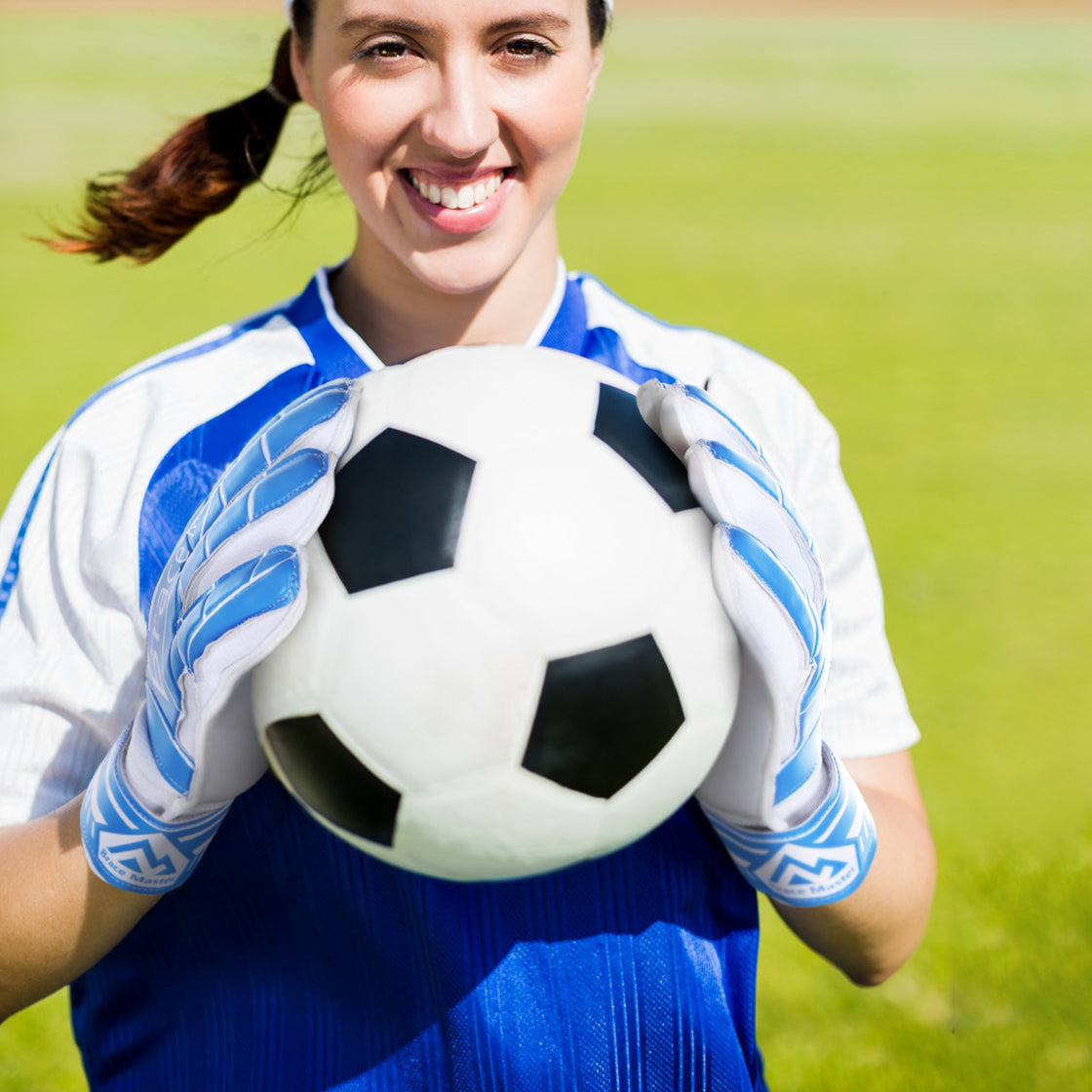 Brace Master Goalie Gloves for training and match